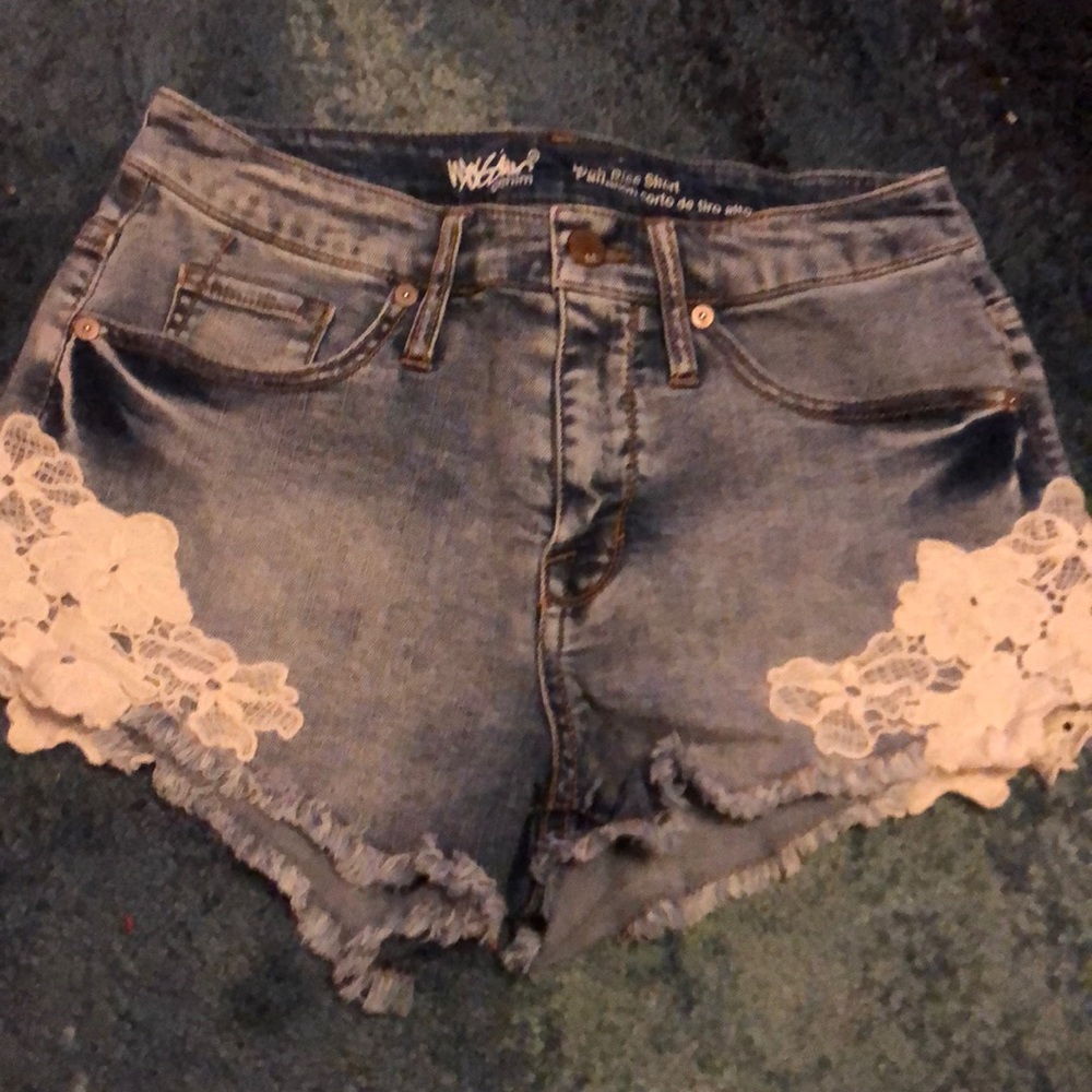 Denim and lace shorts missimo size 4